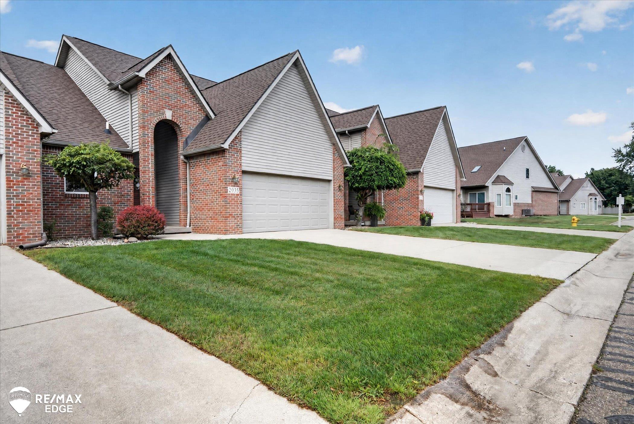 2035 Golfcrest Drive