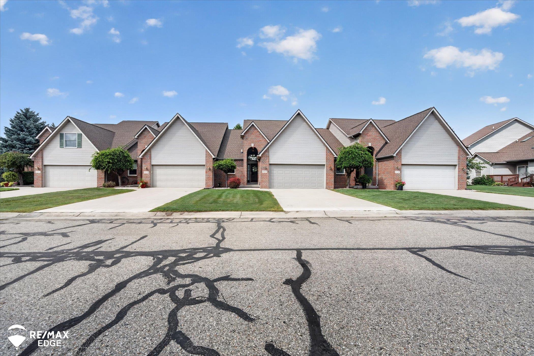 2035 Golfcrest Drive
