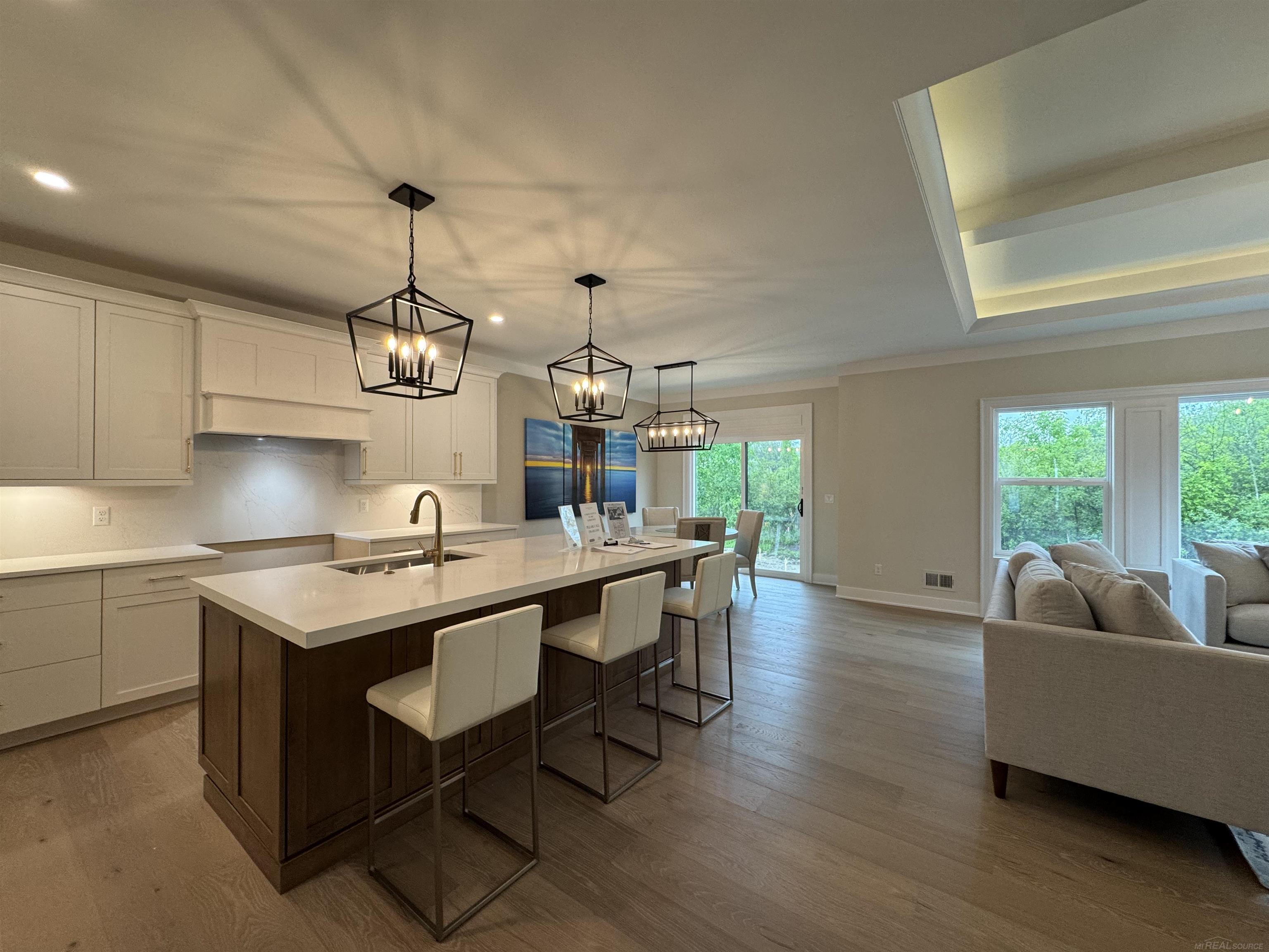 57287 Meadowridge Drive