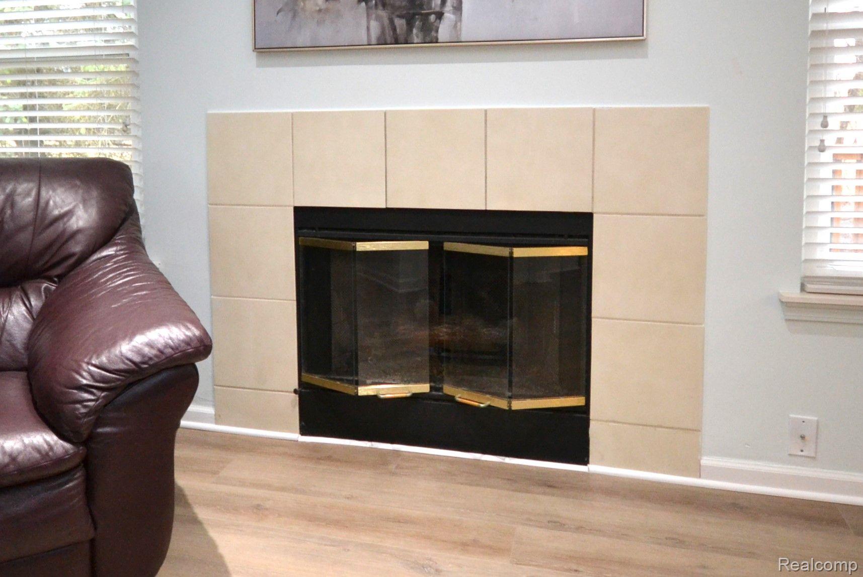 WaterfordCharterTownship_Oakland, Michigan 48328, United States, 2 Bedrooms Bedrooms, ,2 BathroomsBathrooms,Residential,Active,99499