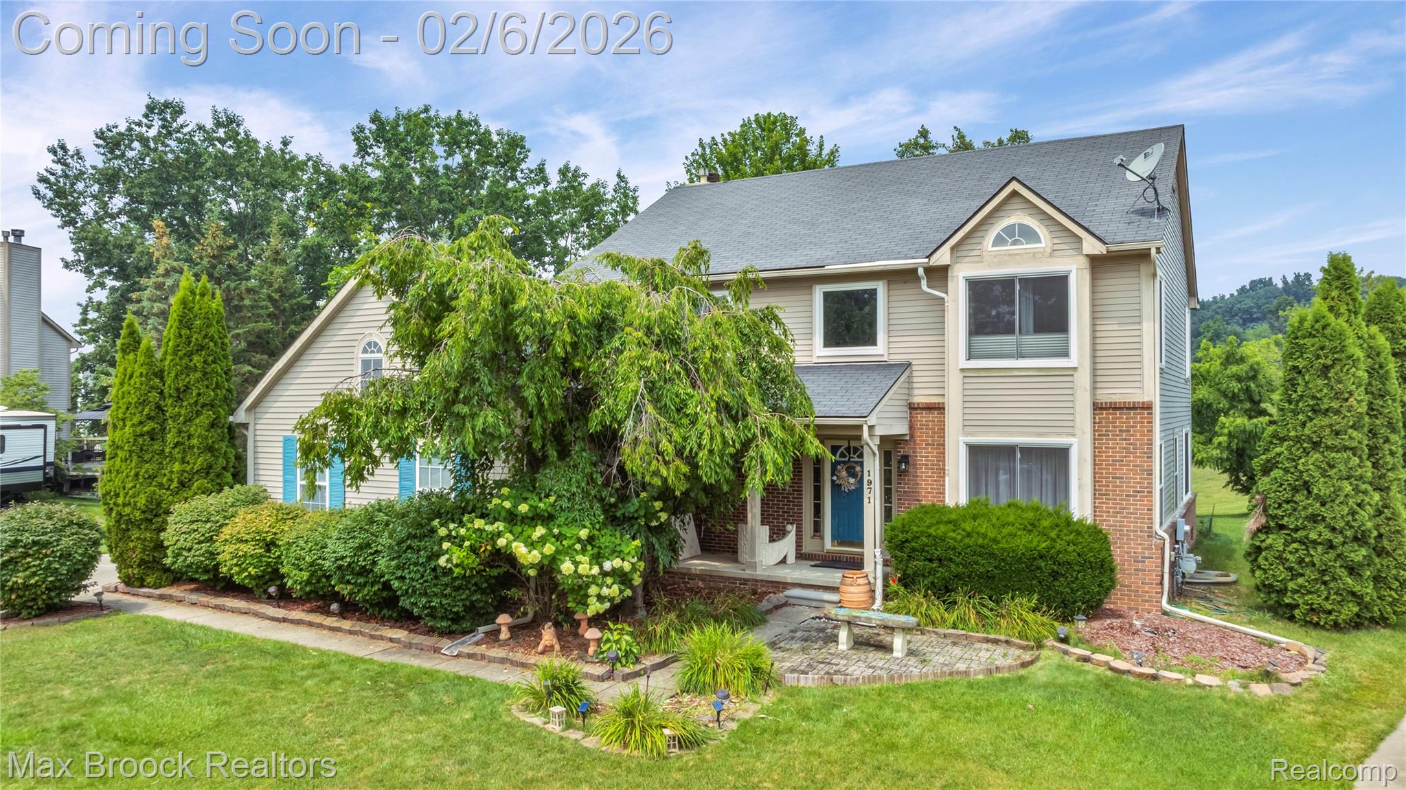 1971 Devonshire Drive