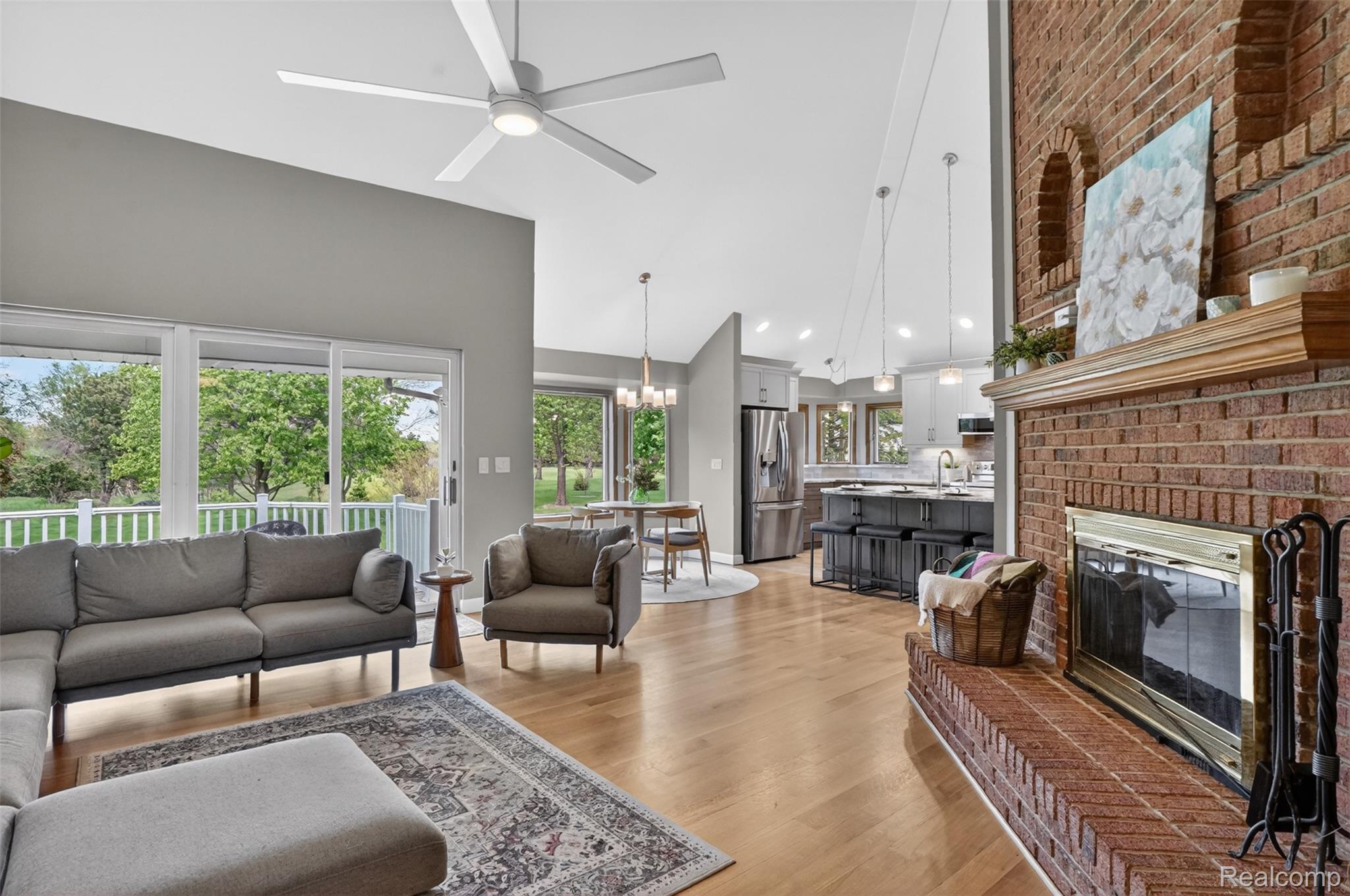 13749 Merrie Meadow Lane
