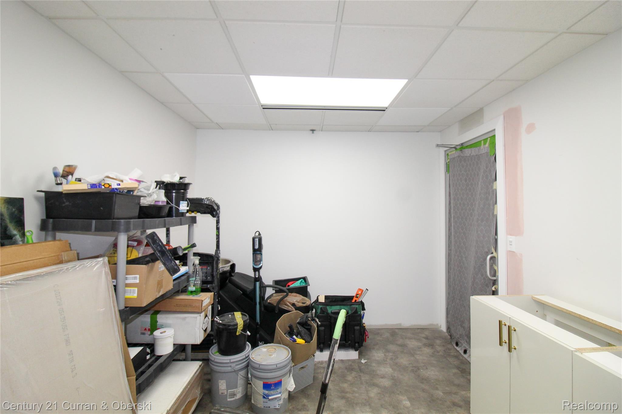 27621 Warren Road 208