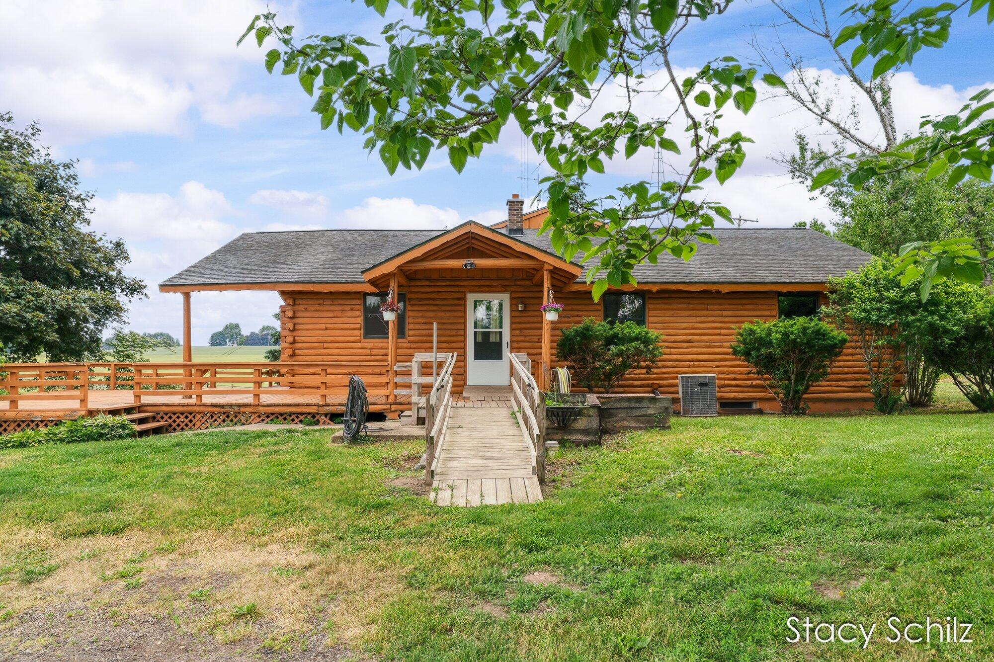 3108 Dumont Road