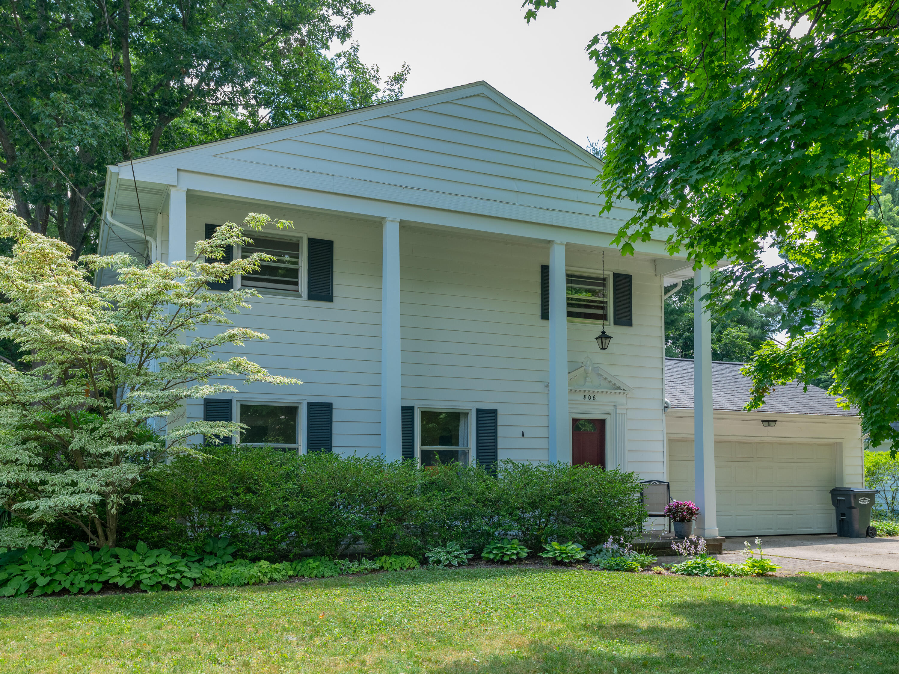 806 Northampton Road