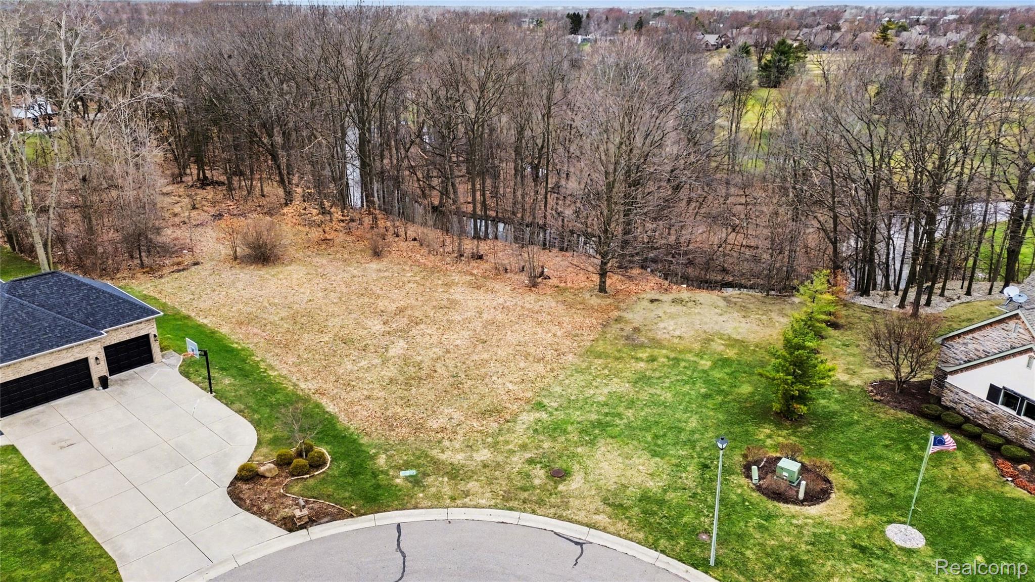 9519 Country Club Lane