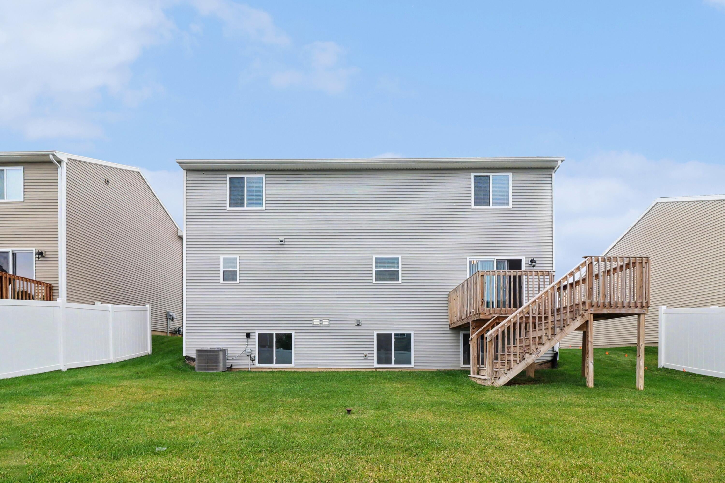 2928 Sycamore River Drive