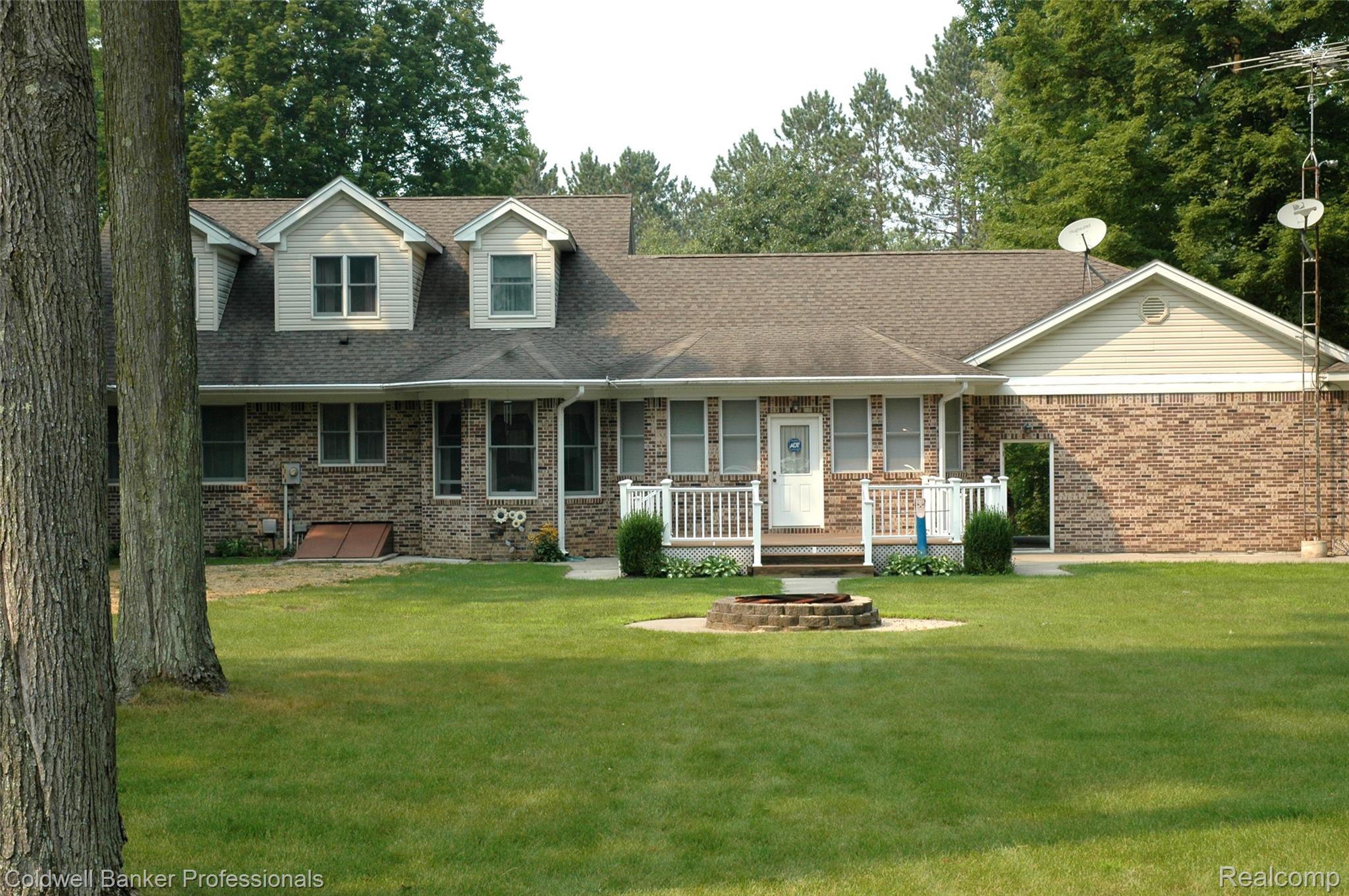 4266 River Drive