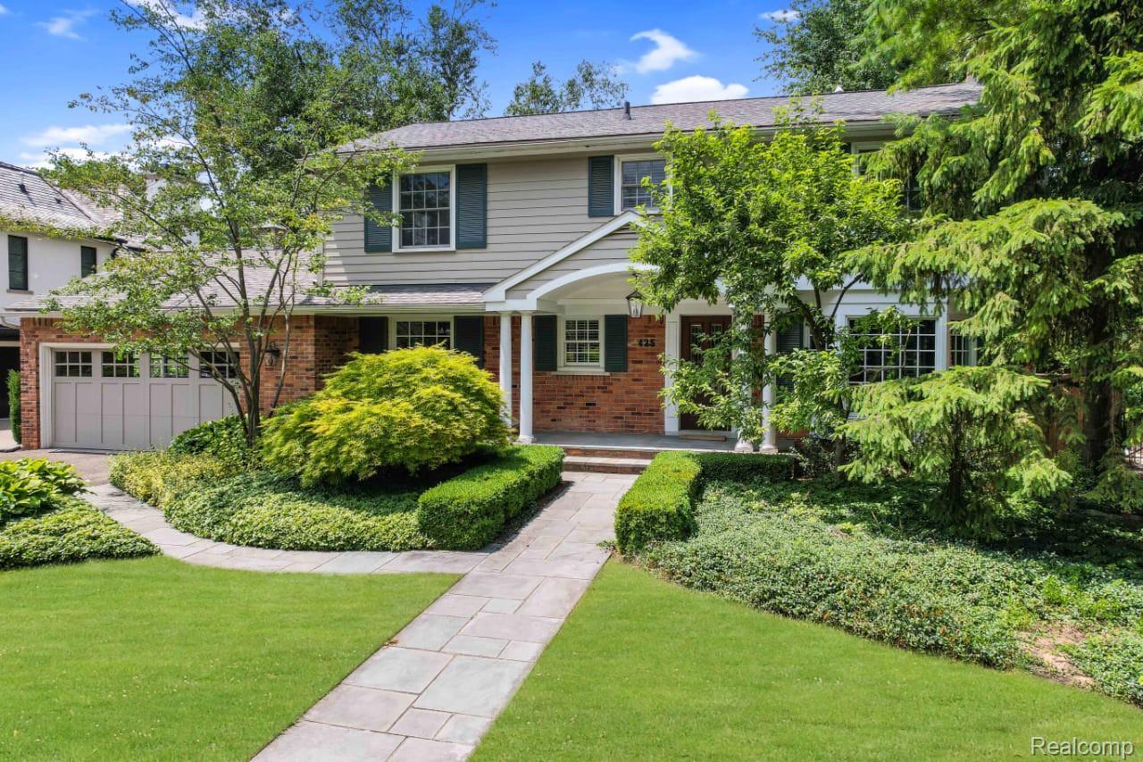 425 Fairfax Street
