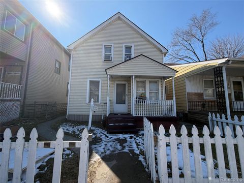 124 Le Roy Street River Rouge City MI 48218