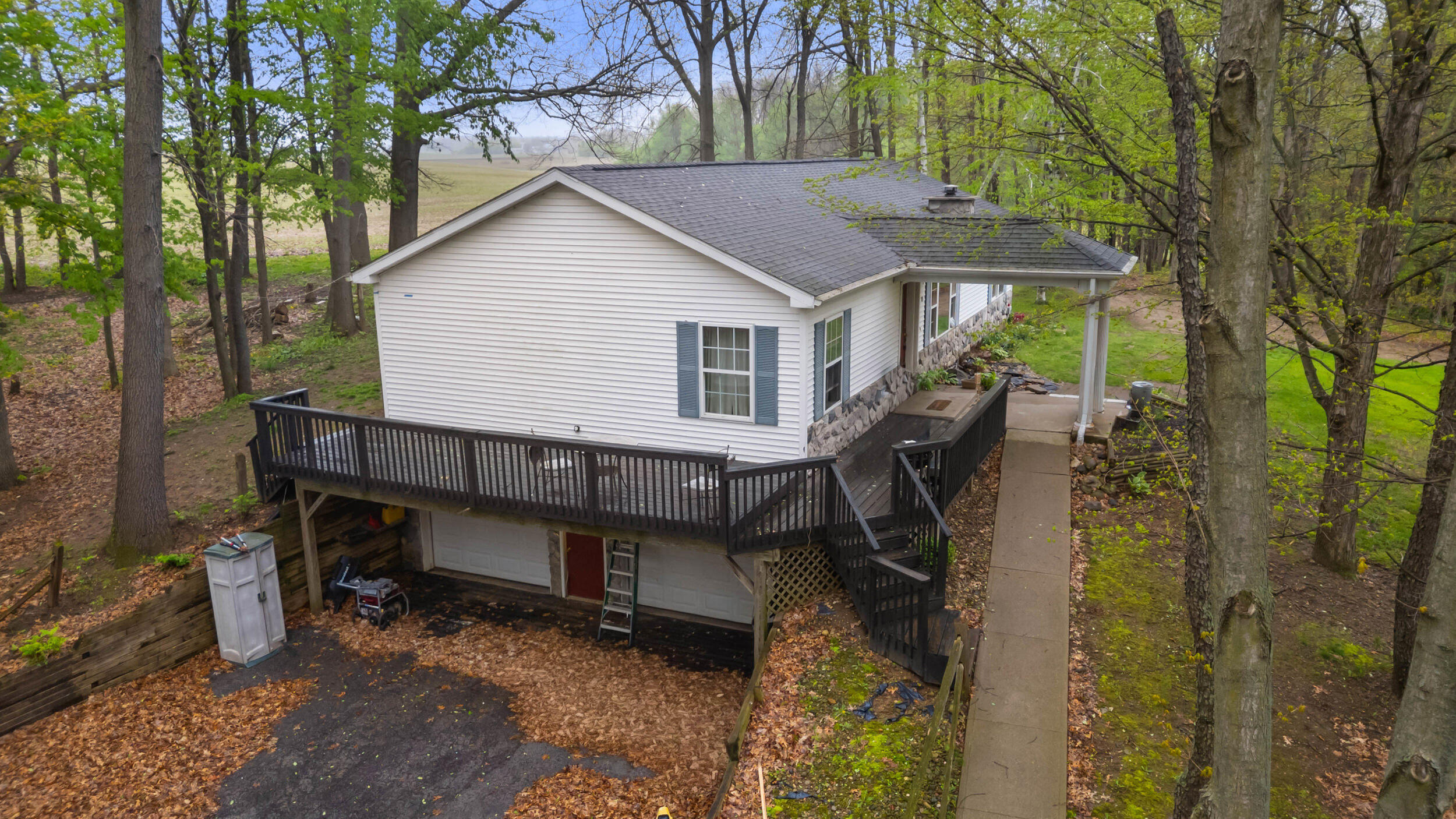 519 Crest Lane