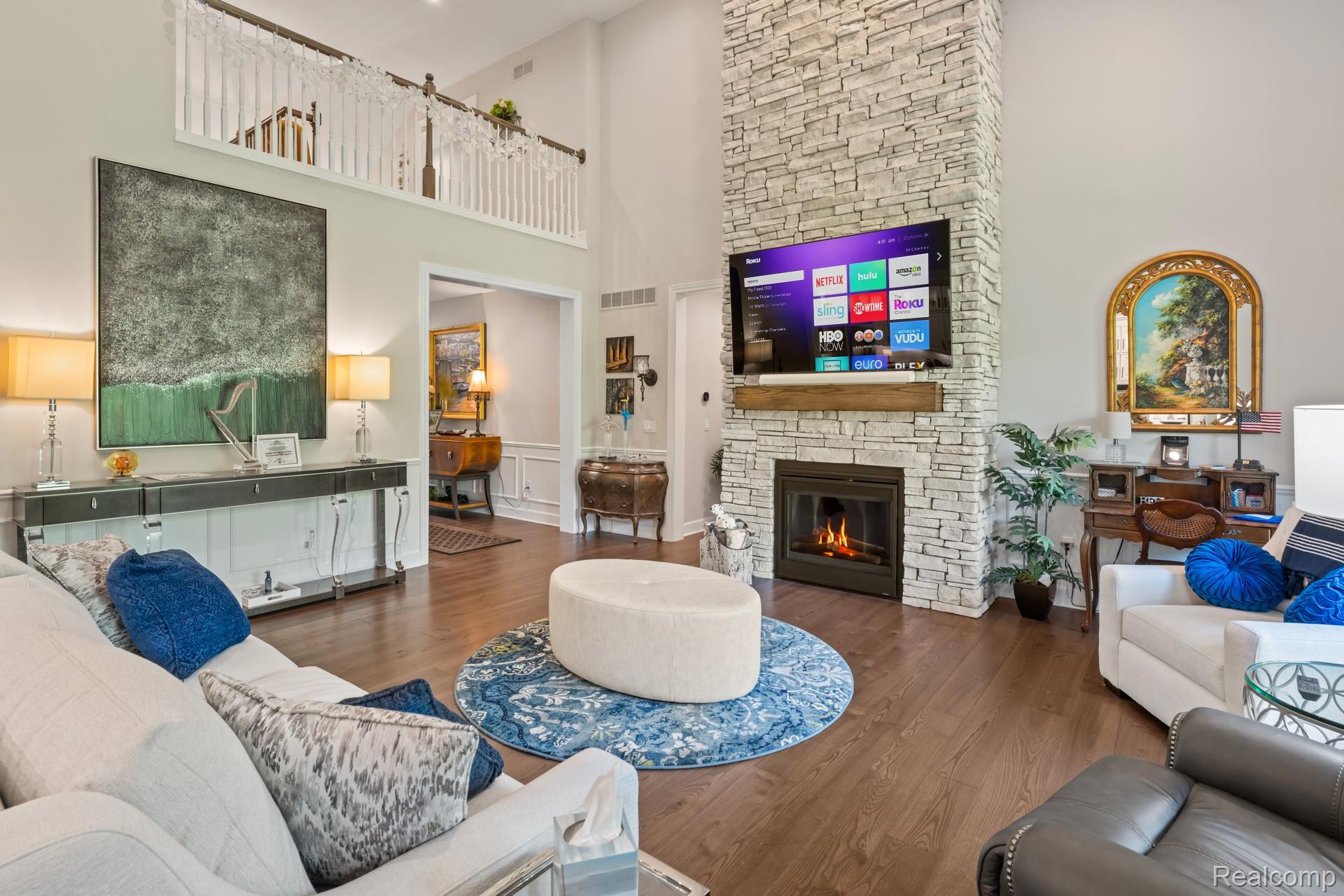 Plymouth City, Michigan 48170, United States, 4 Bedrooms Bedrooms, ,5 BathroomsBathrooms,Residential,Active,184487