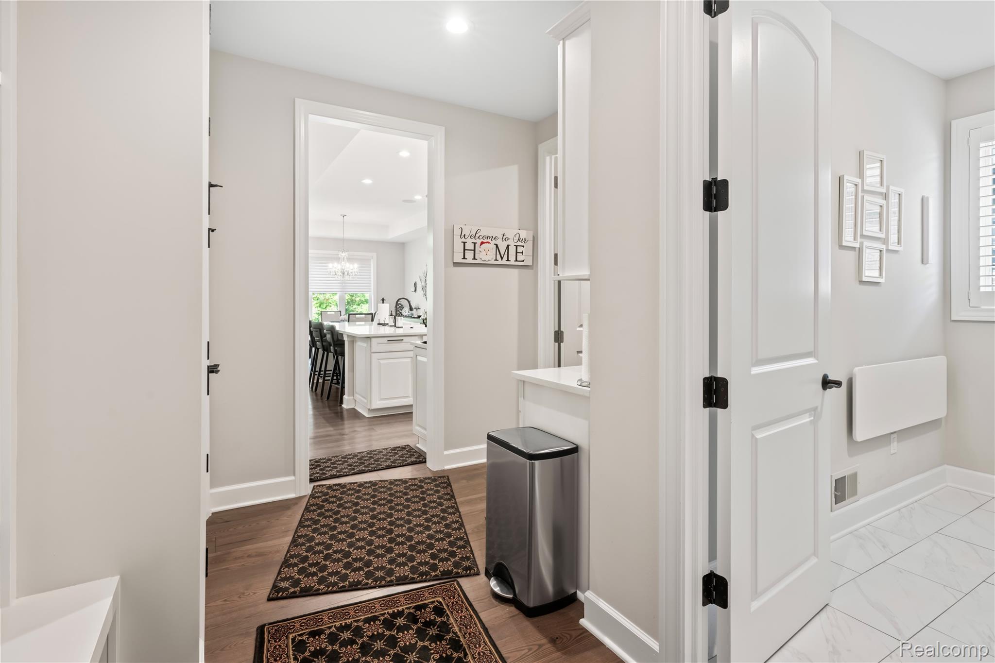 Plymouth City, Michigan 48170, United States, 4 Bedrooms Bedrooms, ,5 BathroomsBathrooms,Residential,Active,184487