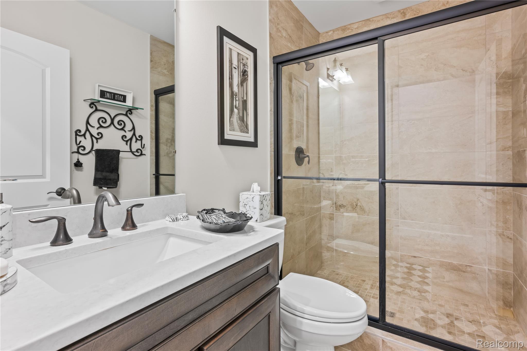 Plymouth City, Michigan 48170, United States, 4 Bedrooms Bedrooms, ,5 BathroomsBathrooms,Residential,Active,184487