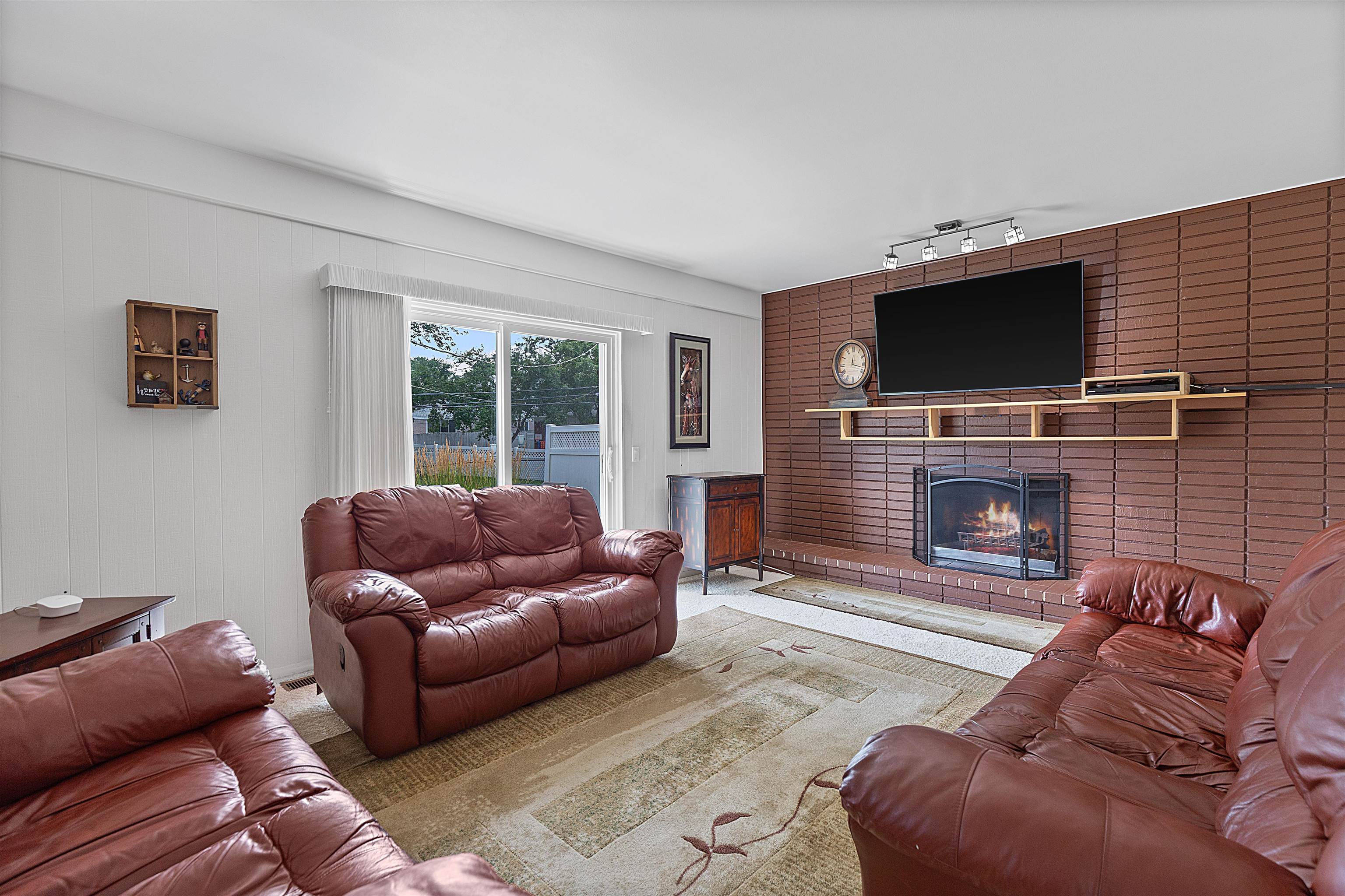 37364 Pocahontas Drive