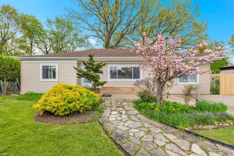 28316 Little Mack Avenue St Clair Shores City MI 48081