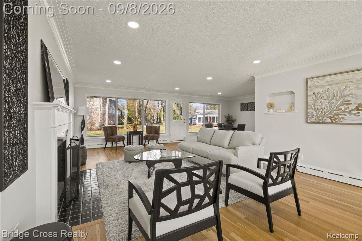 95 HILLSDALE Road