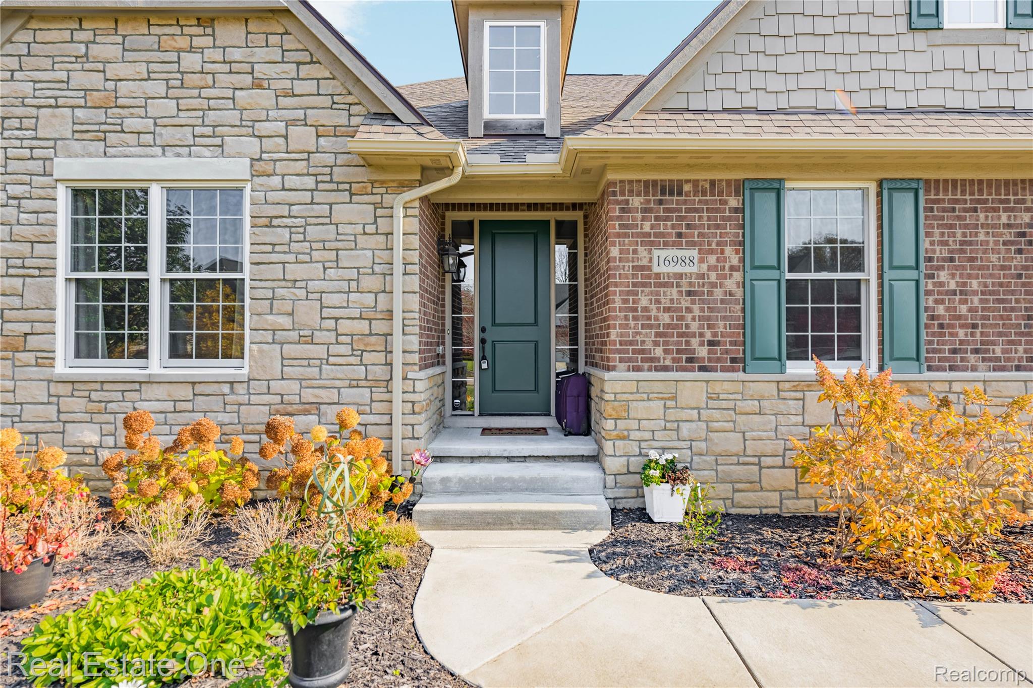 16988 Forest Edge Court