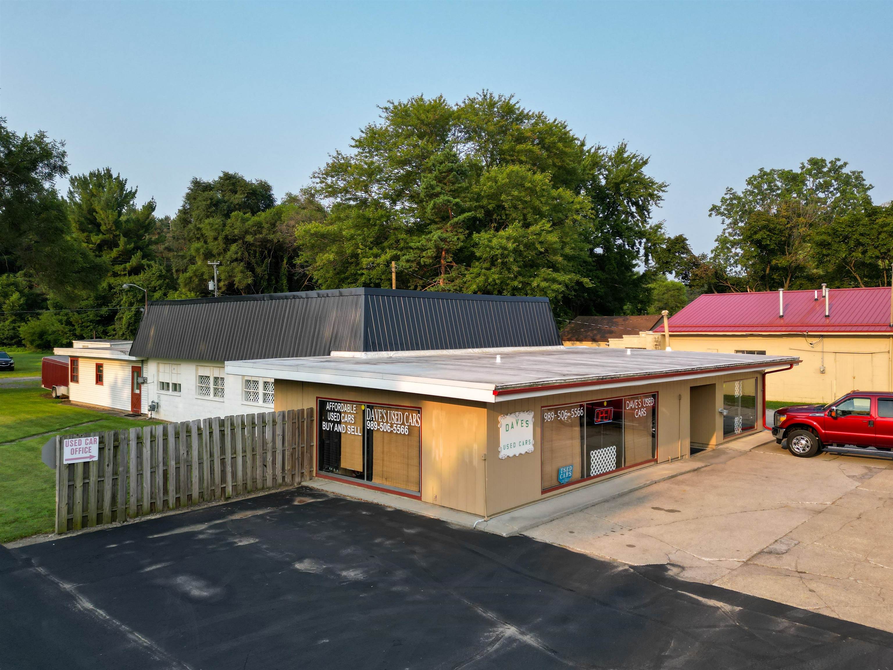 1729 W Monroe Road