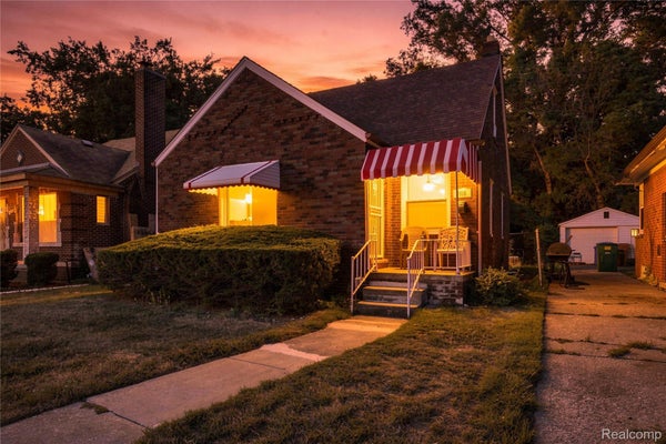 11053 FLANDERS ST, DETROIT, MI 48205 - Image c28bb6c9fd025db44ce0a05a87a6c097/2911329522