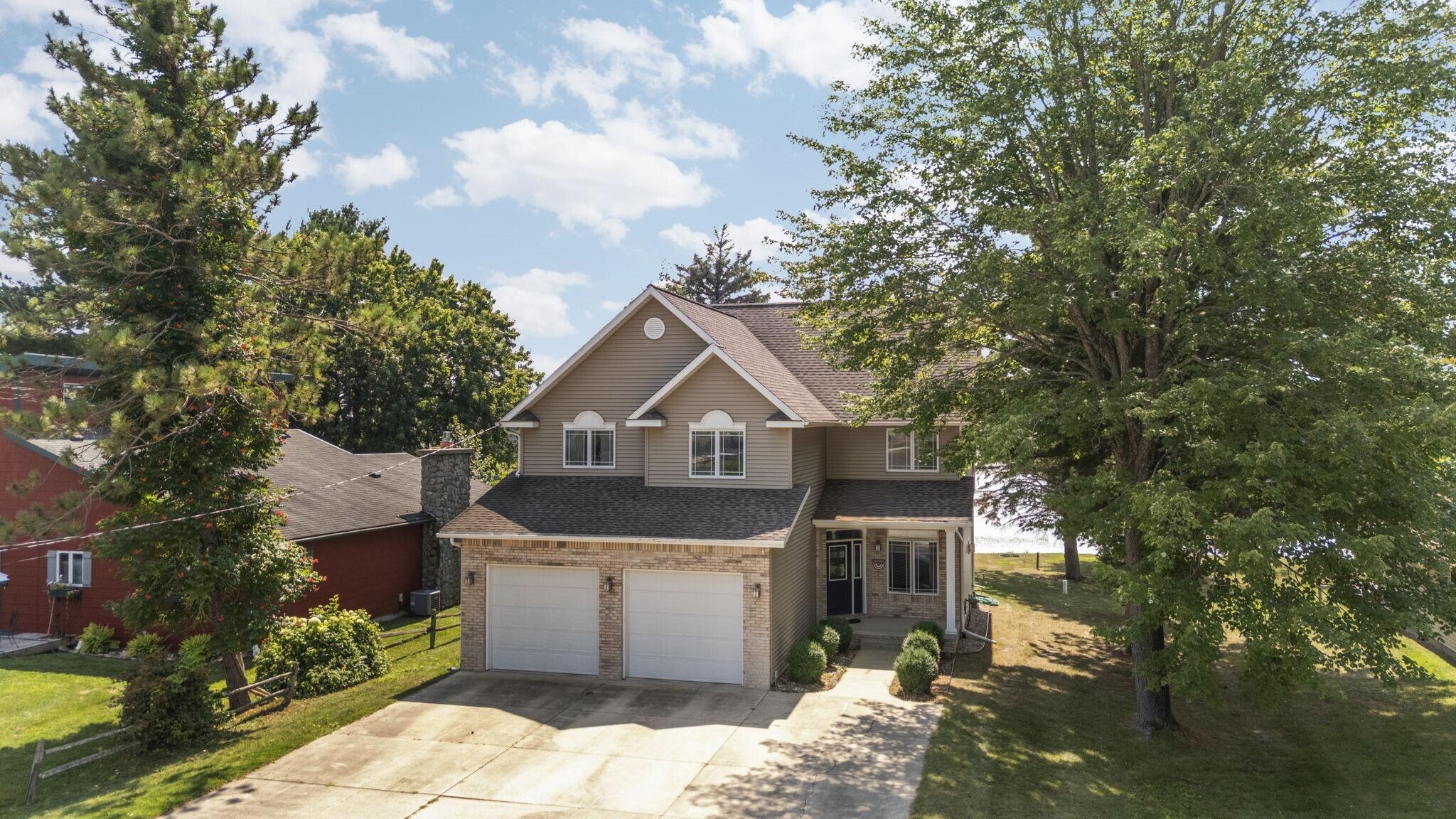 7039 W White Birch Avenue