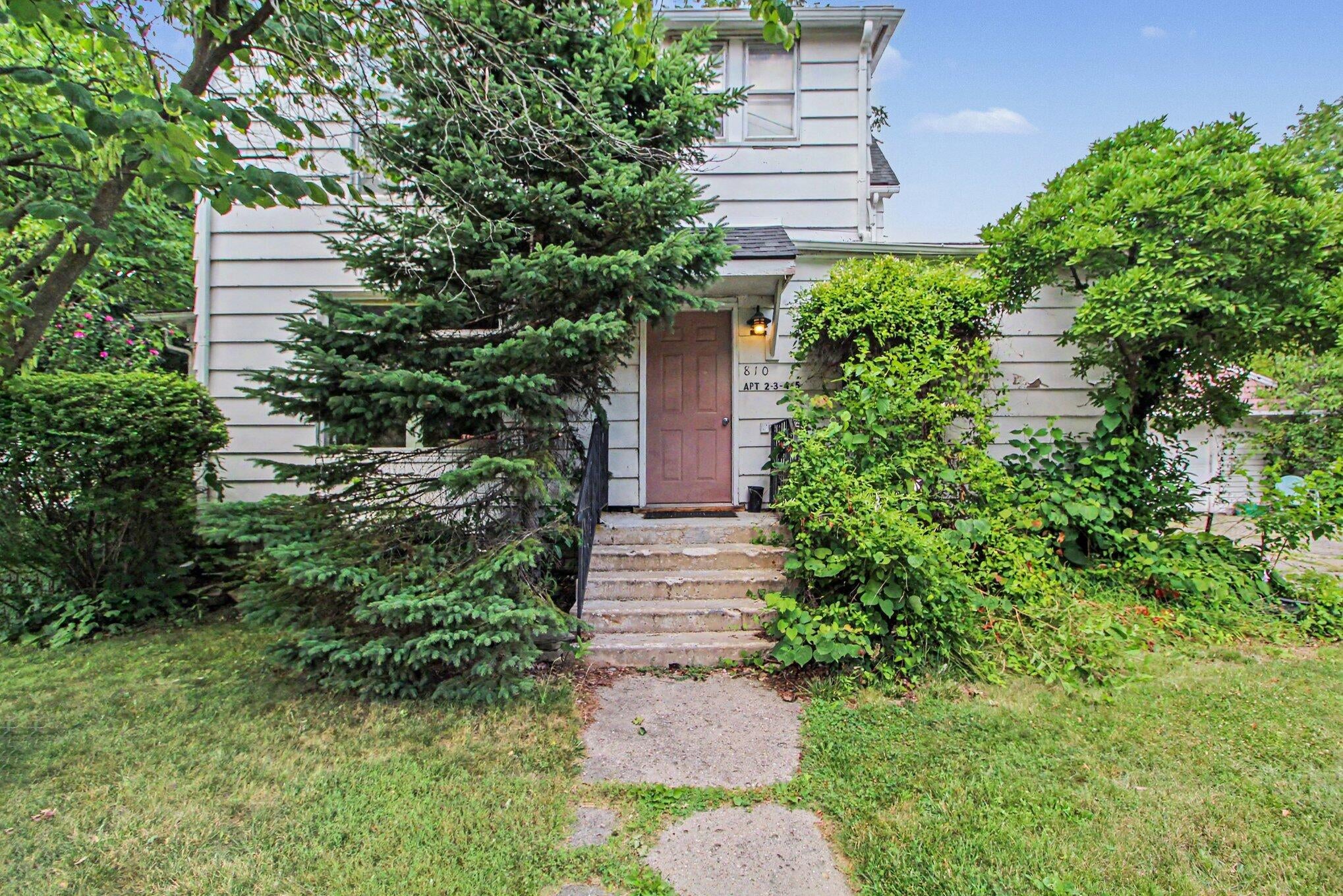 810 Pearl Street