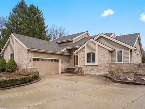 1008 Hidden Lane Rochester Hills City MI 48309