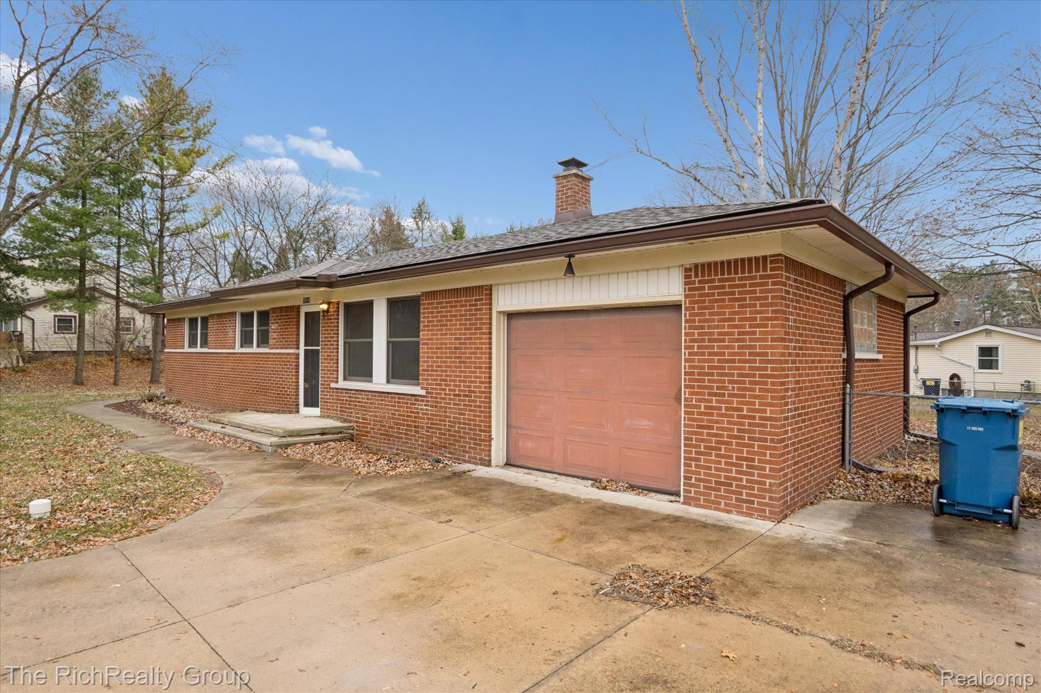 10110 Pheasant Lake Road