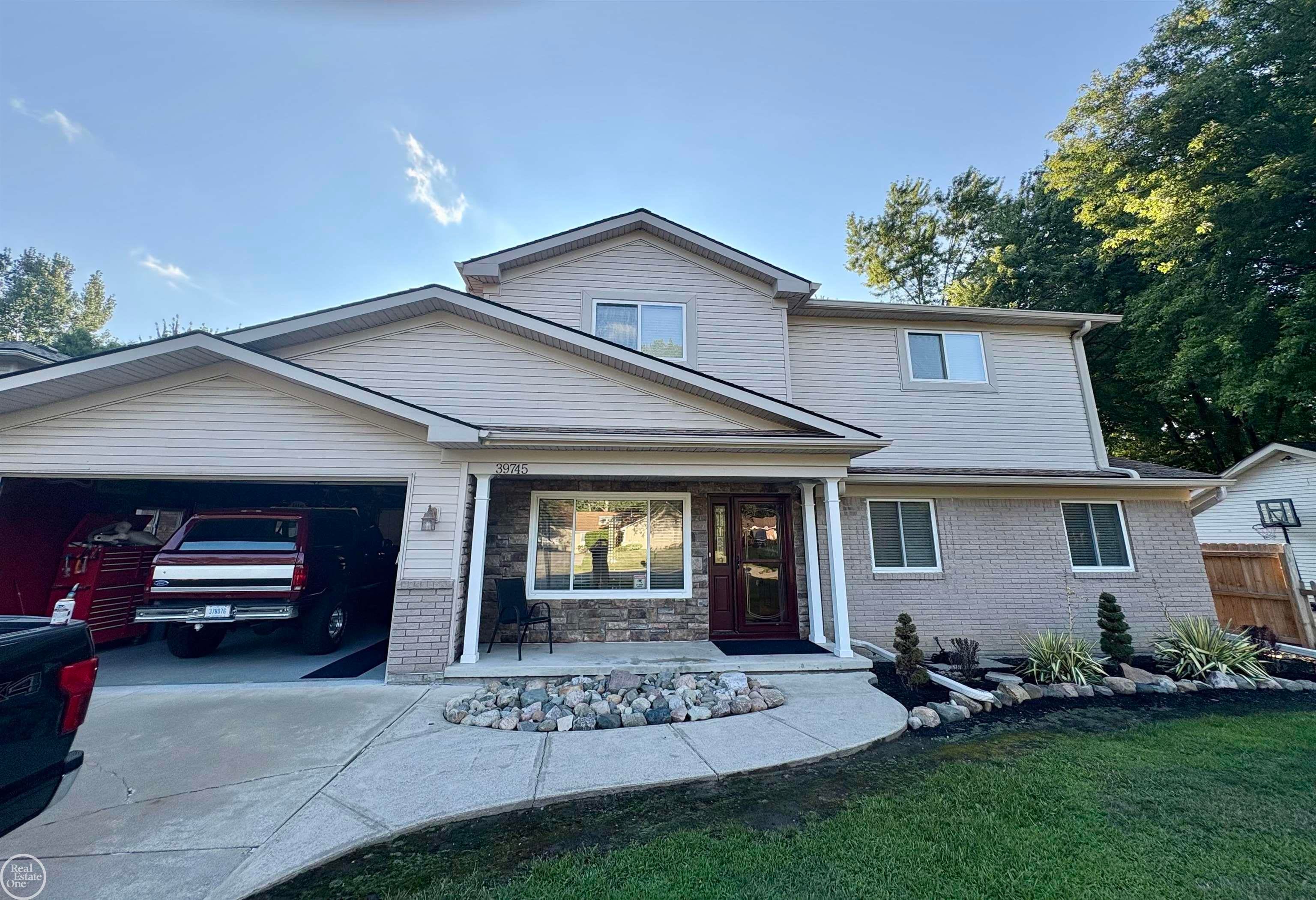 39745 Sylvia Street