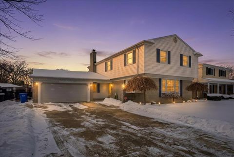 32523 Cambridge Drive Warren City MI 48093