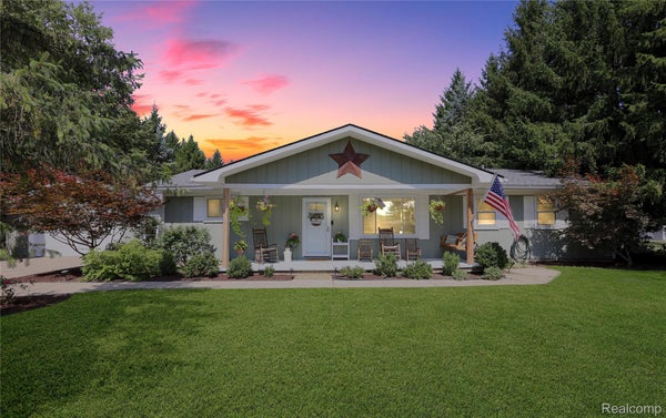 47700 BEMIS RD, VAN BUREN TOWNSHIP, MI 48111 - Image c2a7d31cbc05323790bc99b3f99e2bf4/3739355187