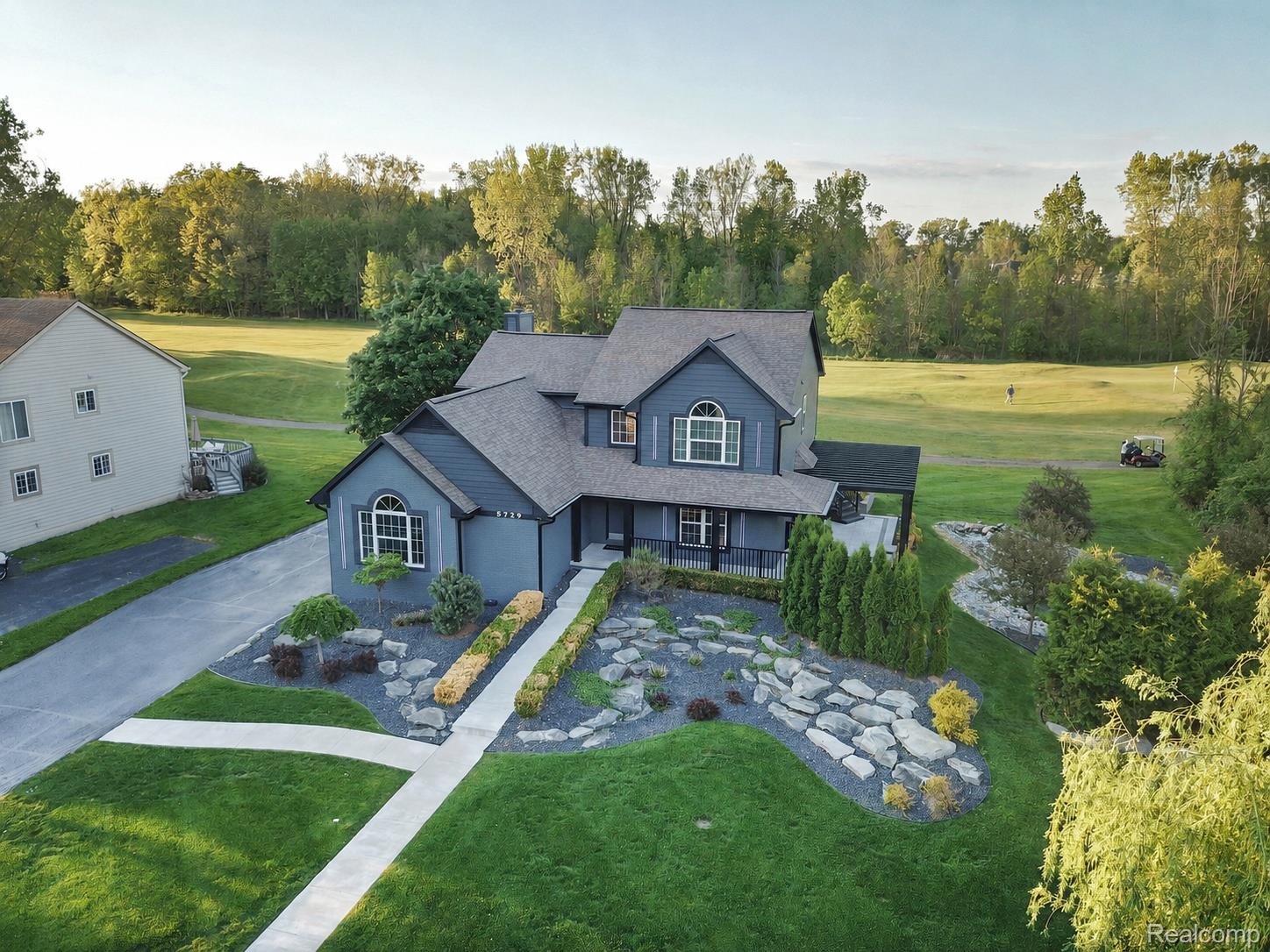 5729 Woodfield Parkway