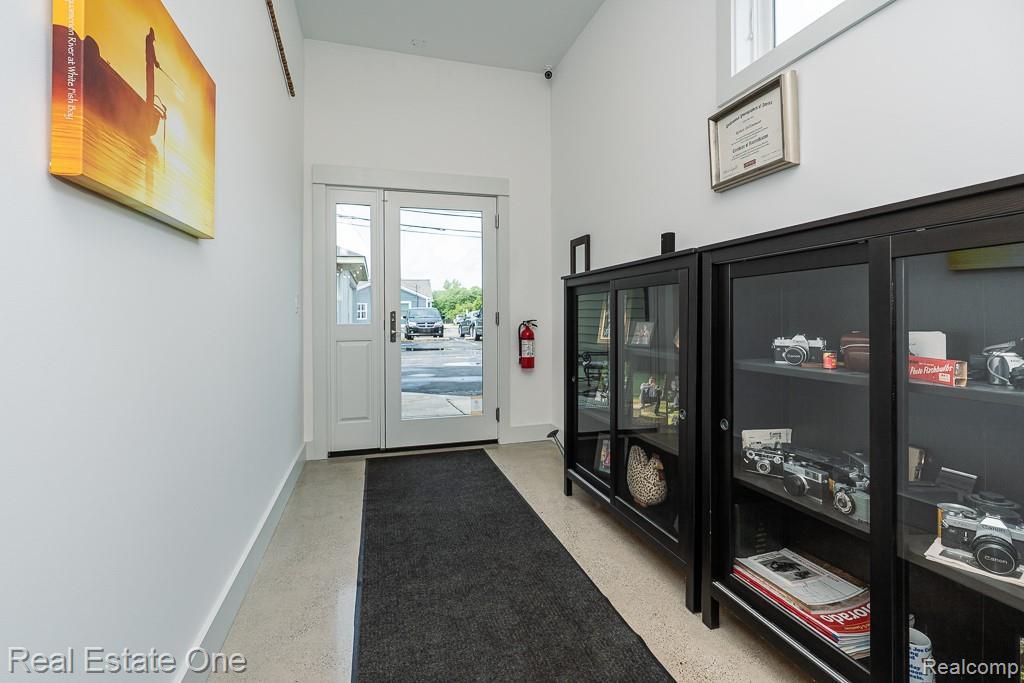 426 W University Drive