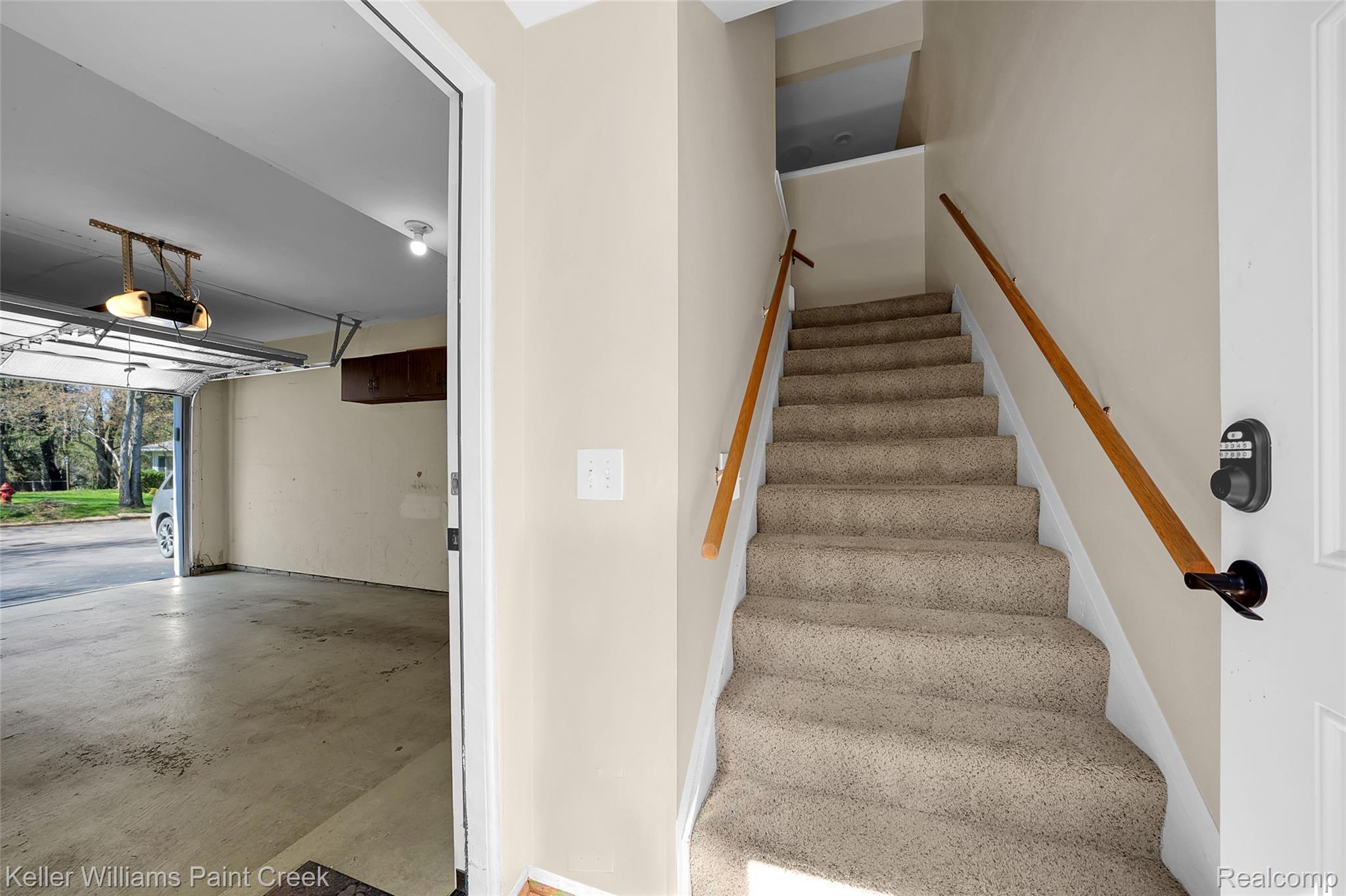 809 Corners Court 23