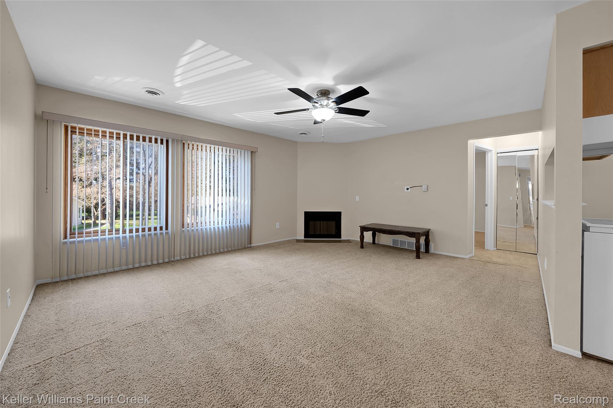 809 Corners Court 23