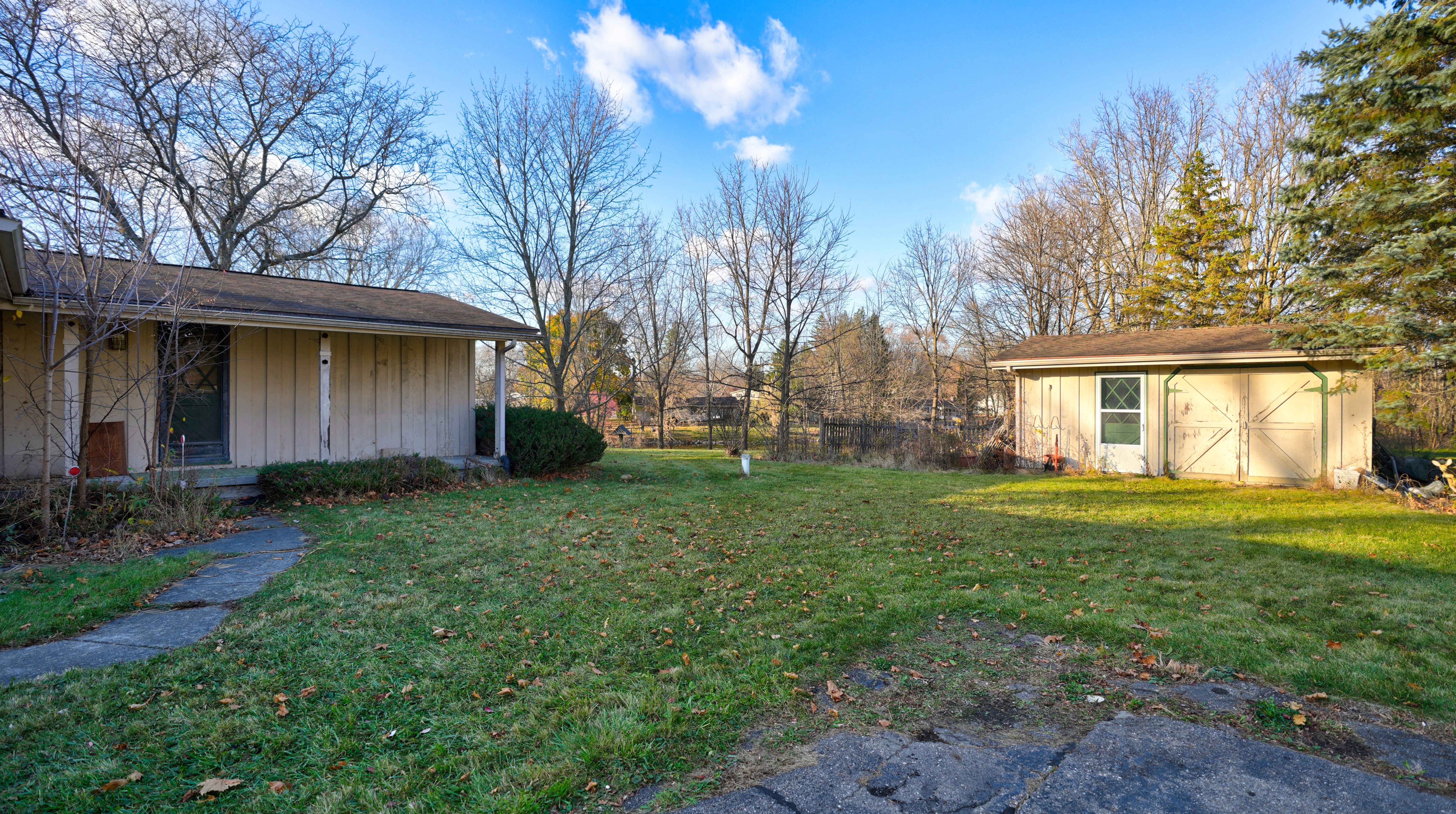 6353 PERRY Road