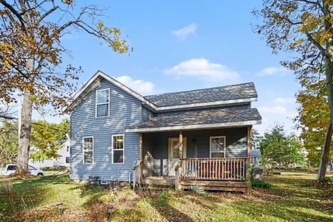 Tiny photo for 421 Wood Street, Three Rivers City, MI 49093 (MLS # 68026057201)