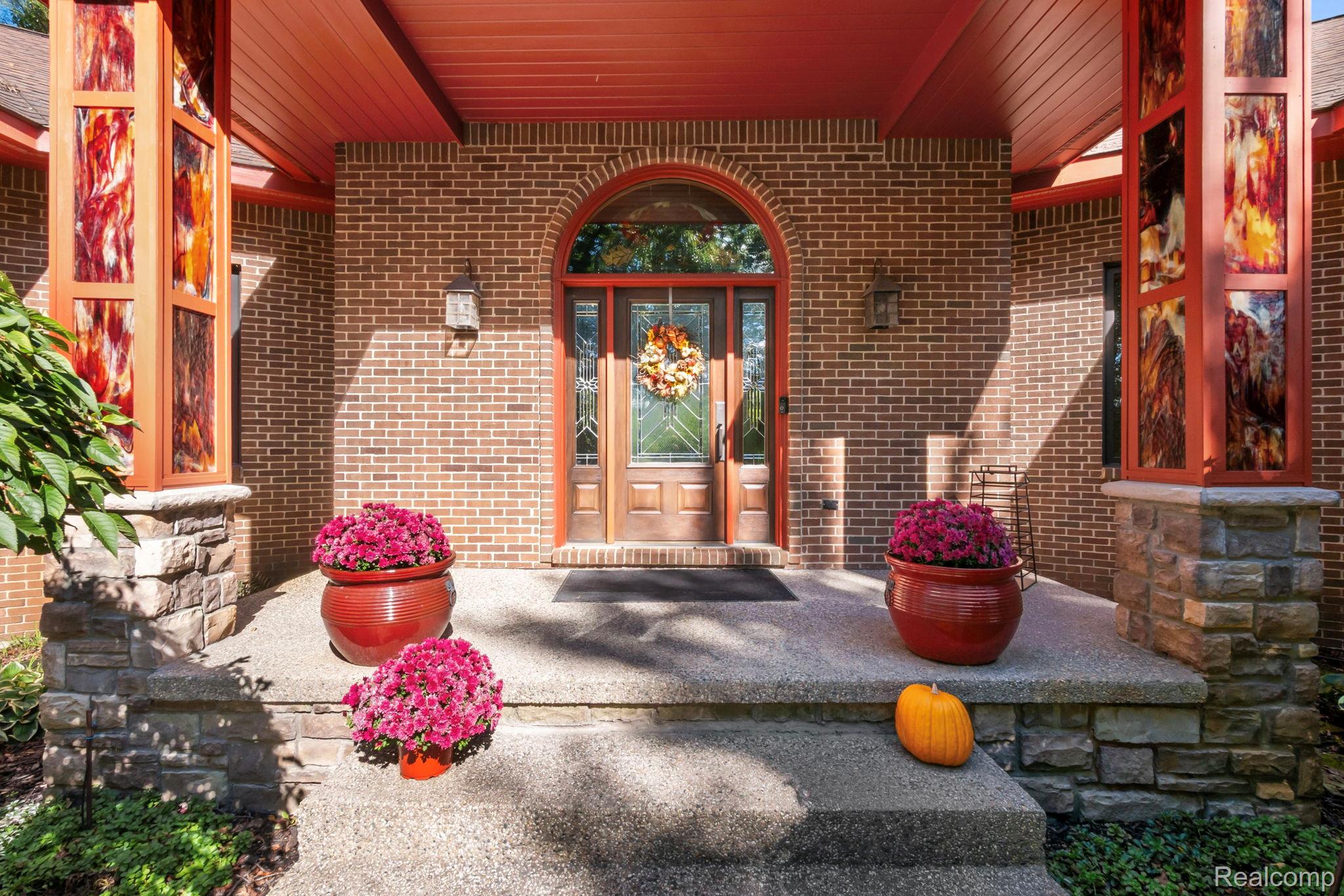 328 Kingslyn Farms Ct Court