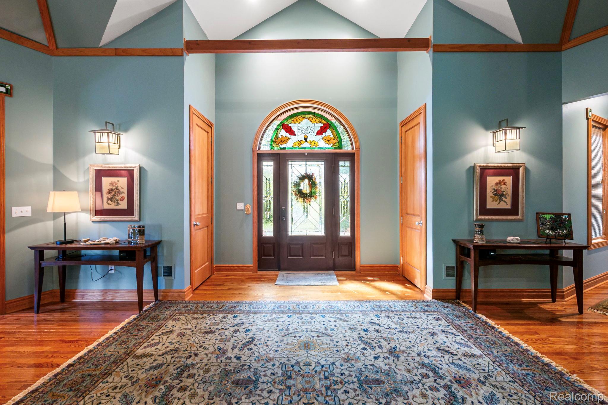328 Kingslyn Farms Ct Court