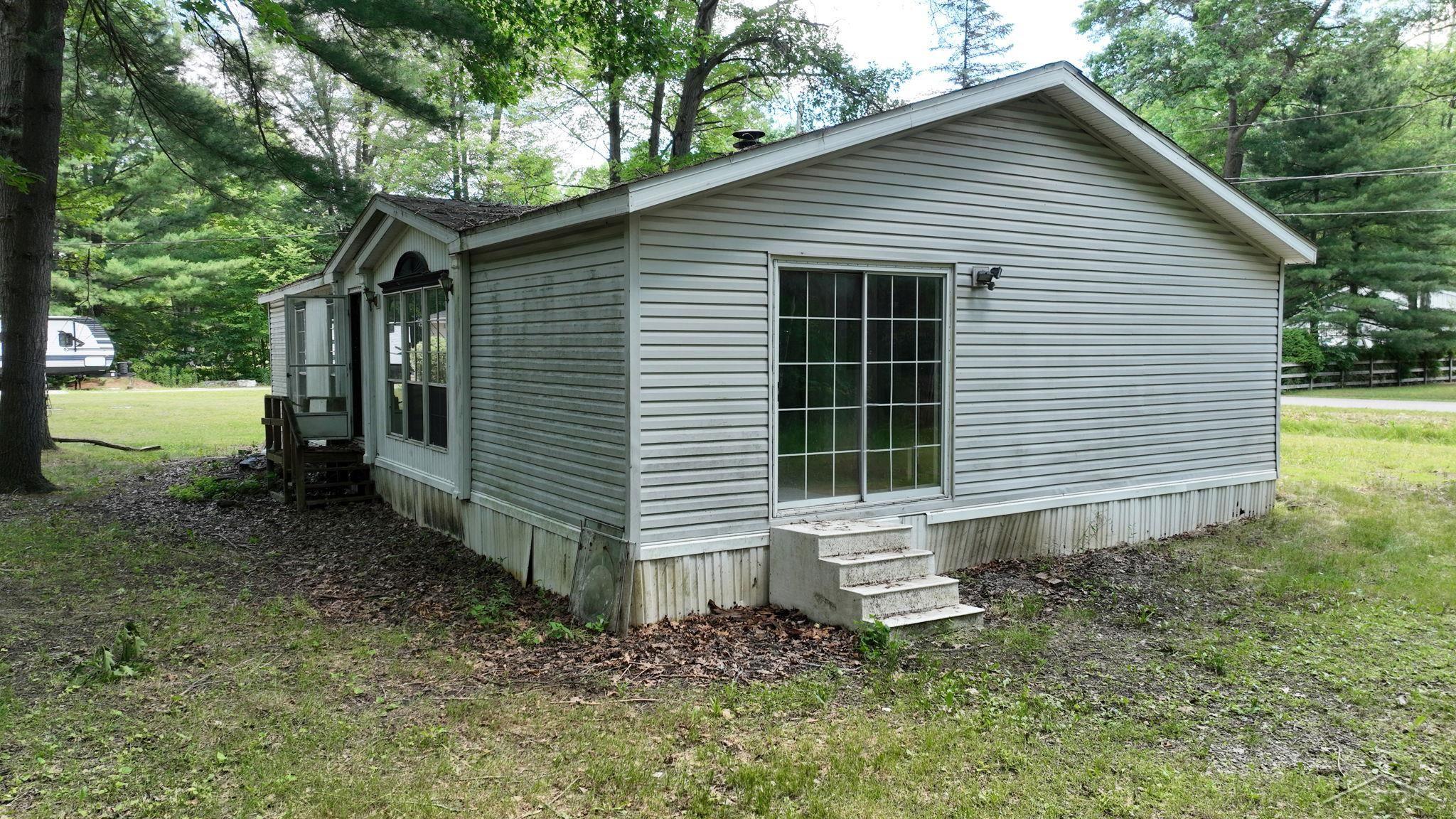 820 W Sand Beach Drive
