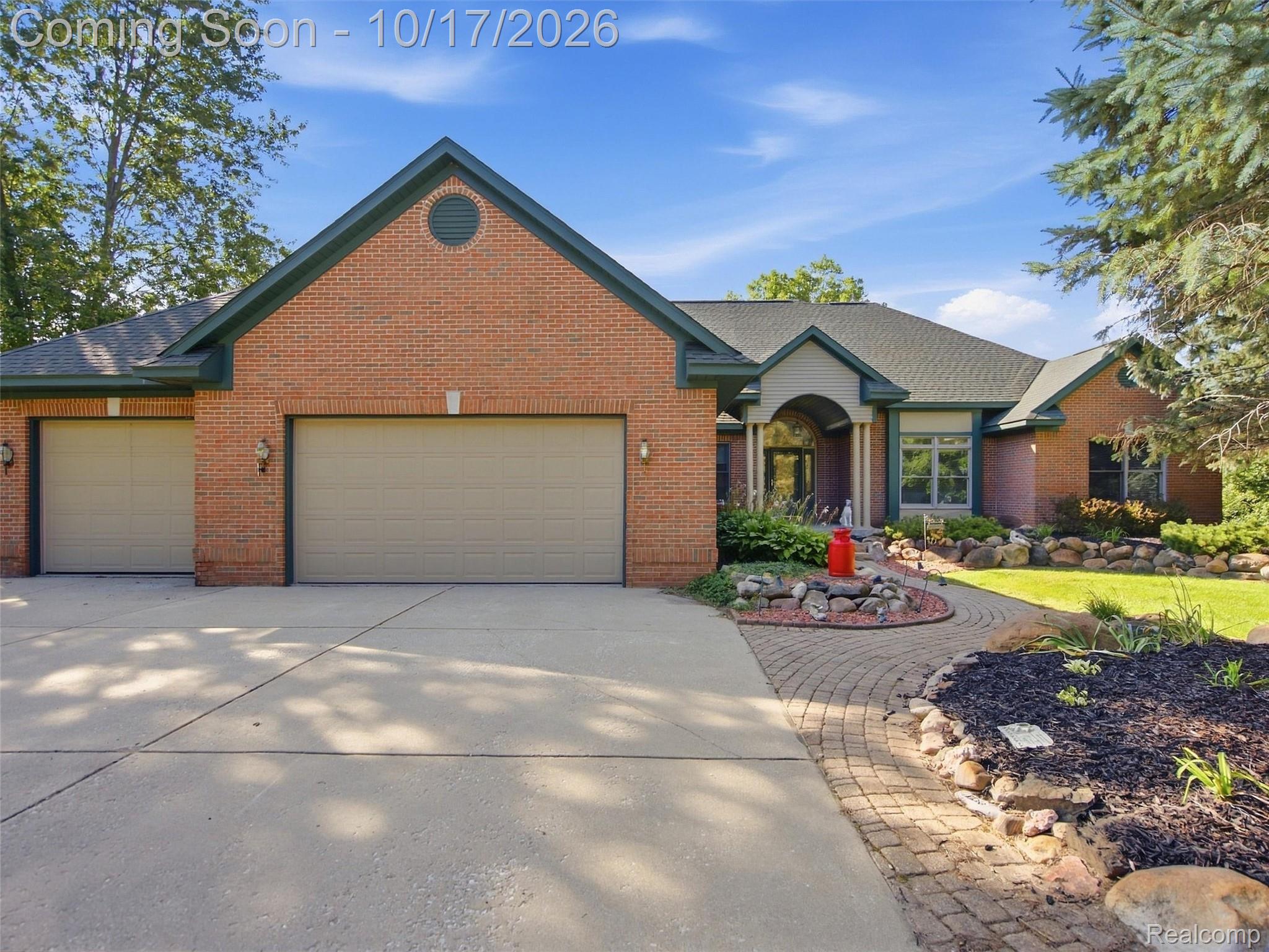 87 Oak View Drive