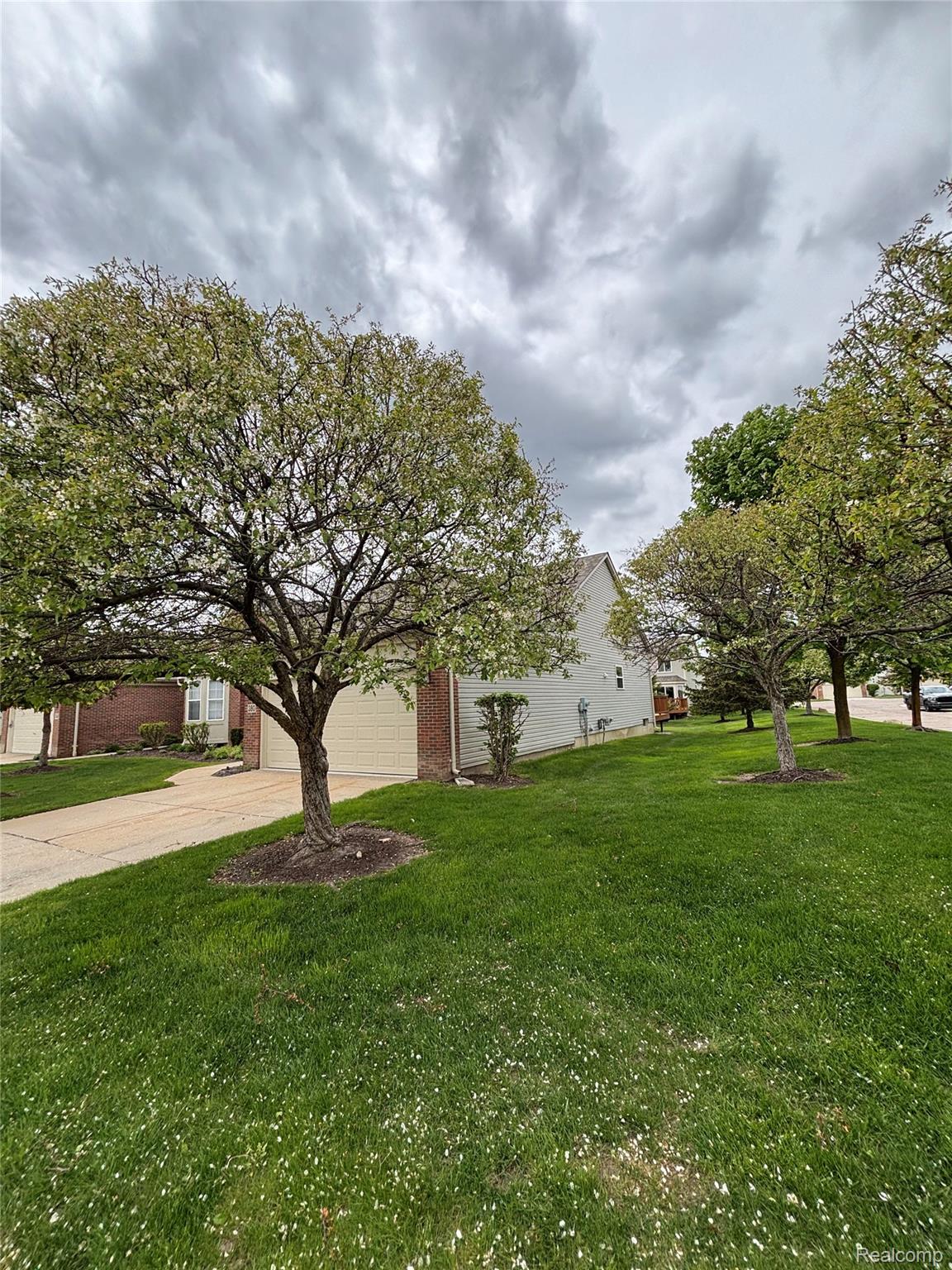 380 Woodhaven Drive
