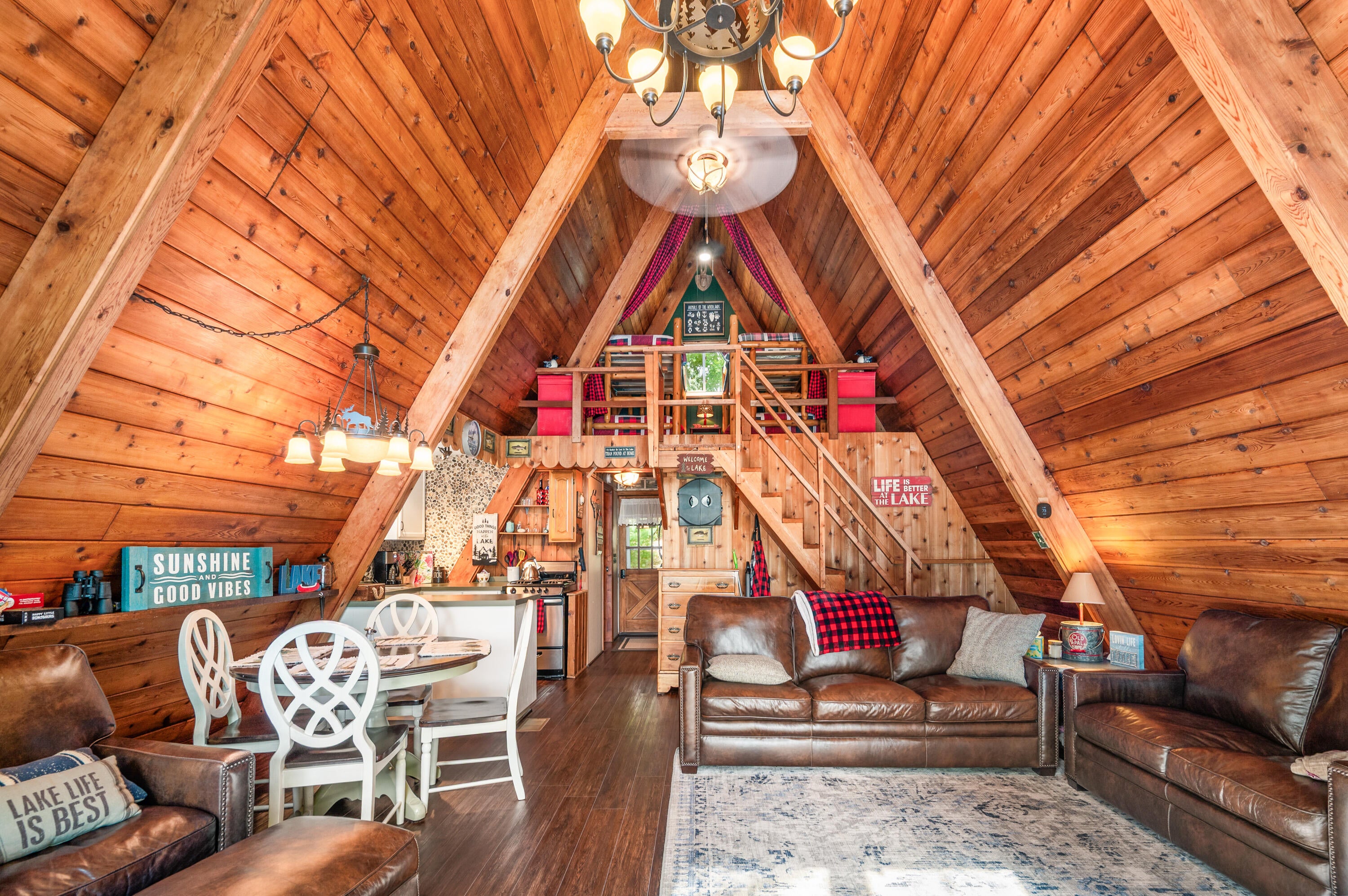 530 McLachlan Point