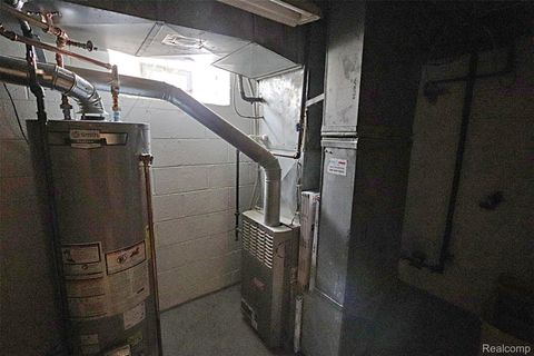 Tiny photo for 11433 Kinloch, Redford Charter Township, MI 48239 (MLS # 20261009986)