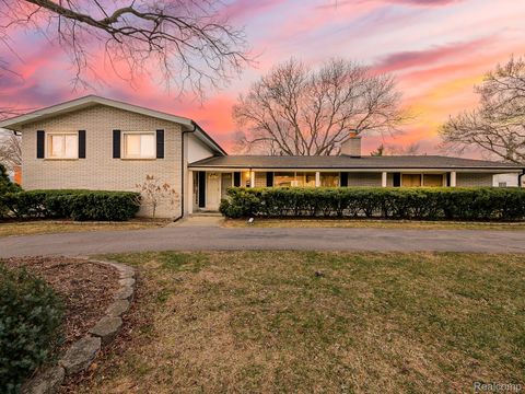 6775 Cedarbrook Drive Bloomfield Hills City MI 48301