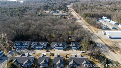 A home in SaugatuckTownship_Allegan