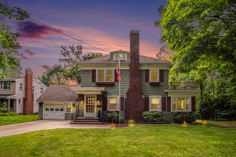 3544 Briggs Boulevard NE Grand Rapids City MI 49525