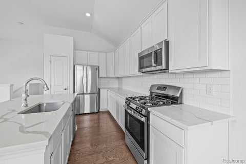 Tiny photo for 49503 Lantern Way #42, Canton Charter Township, MI 48188 (MLS # 20261071344)