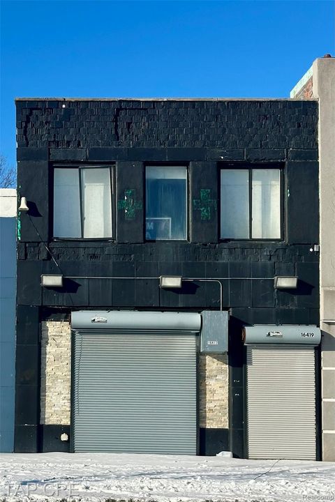 16417 E Warren Avenue Detroit City MI 48224