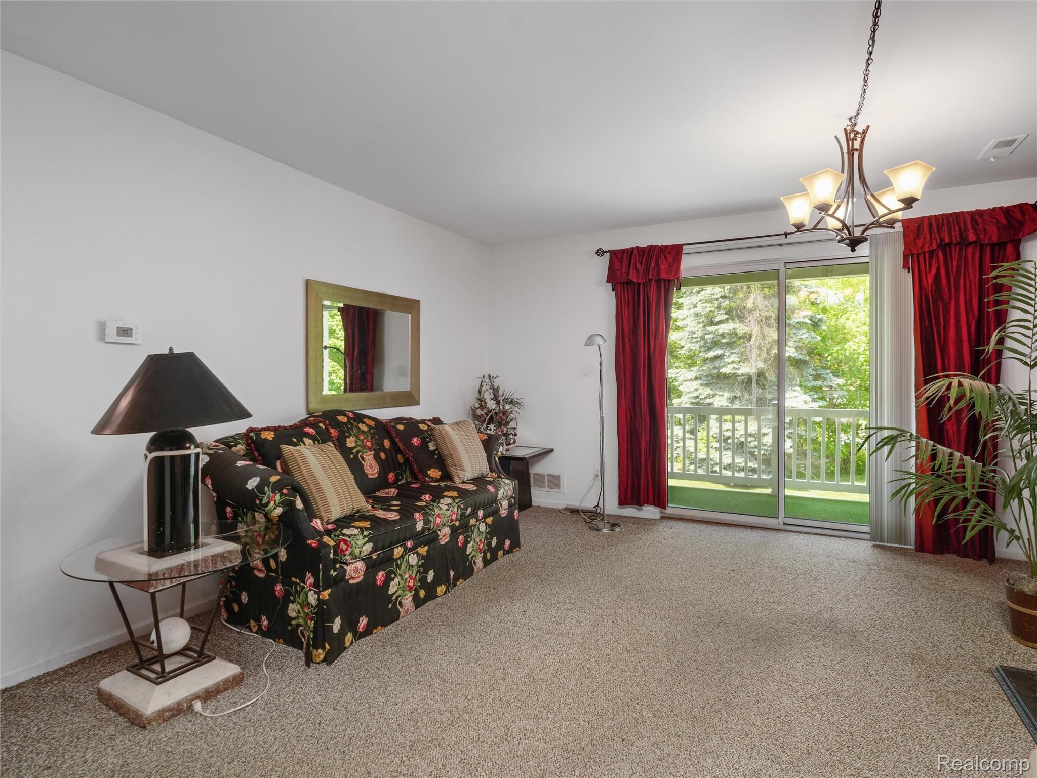 1127 S Lake Drive 206